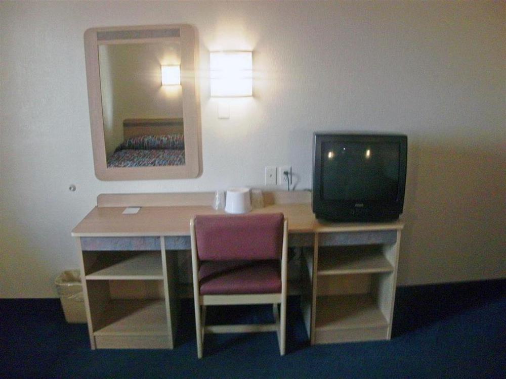 Skyline Inn Conway Room photo
